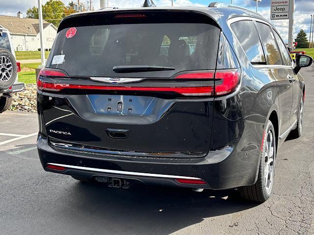 new 2025 Chrysler Pacifica car, priced at $52,232