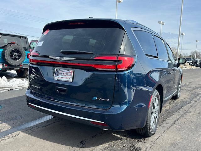 new 2025 Chrysler Pacifica car, priced at $53,203