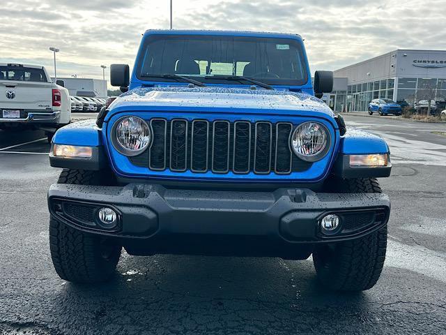 new 2025 Jeep Gladiator car, priced at $41,449