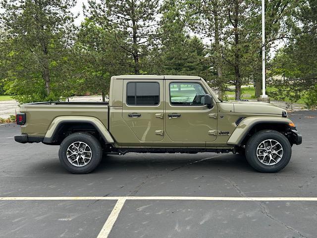 new 2025 Jeep Gladiator car
