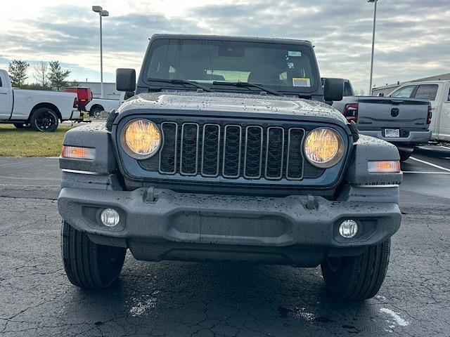 new 2025 Jeep Wrangler car, priced at $45,896