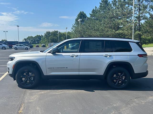 new 2025 Jeep Grand Cherokee L car, priced at $51,008