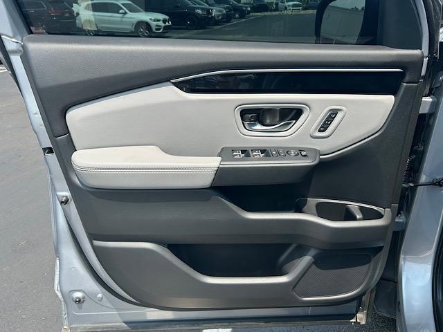used 2023 Honda Pilot car, priced at $38,950