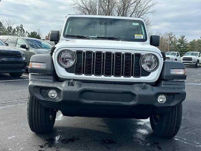 new 2025 Jeep Wrangler car, priced at $45,090