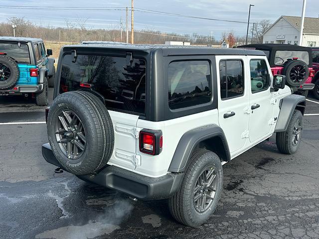 new 2025 Jeep Wrangler car, priced at $45,090