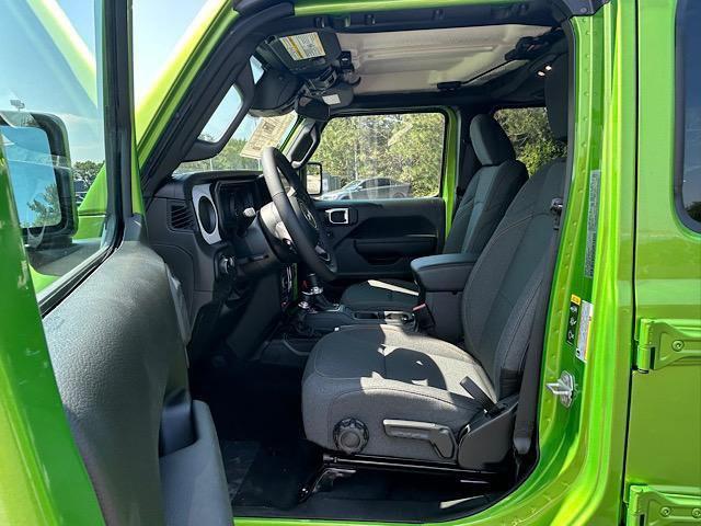 new 2025 Jeep Wrangler car, priced at $52,628