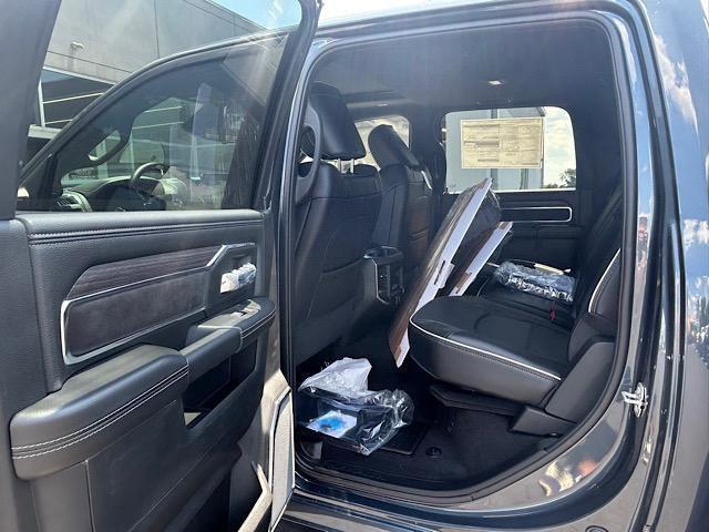 new 2025 Ram 2500 car