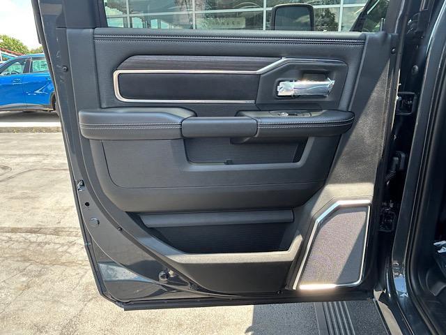 new 2025 Ram 2500 car
