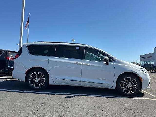 new 2025 Chrysler Pacifica car, priced at $51,255