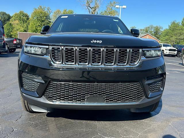 new 2024 Jeep Grand Cherokee car, priced at $37,270