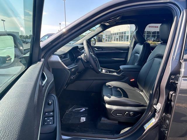 new 2025 Jeep Grand Cherokee L car, priced at $51,008