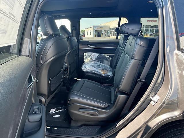 new 2025 Jeep Grand Cherokee L car, priced at $51,008