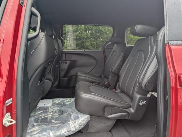 new 2026 Chrysler Pacifica car, priced at $45,261