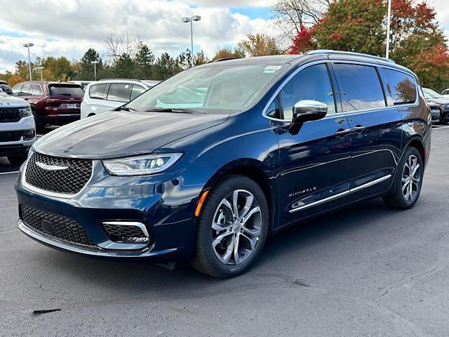 new 2025 Chrysler Pacifica car, priced at $52,678