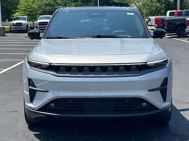 new 2025 Jeep Wagoneer S car