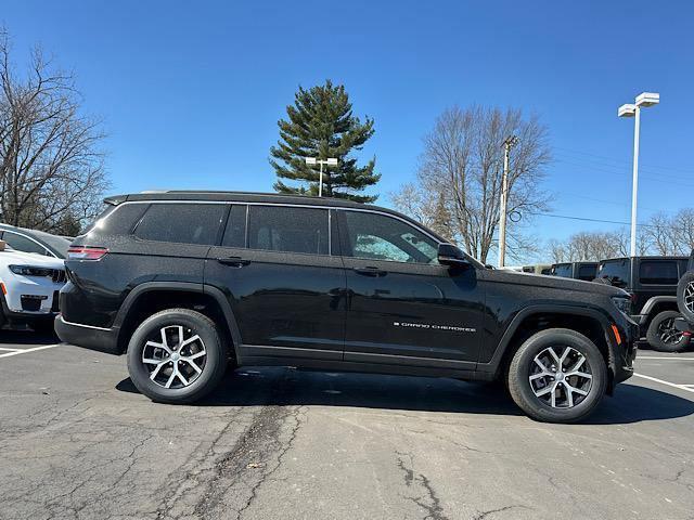 new 2025 Jeep Grand Cherokee L car, priced at $48,355