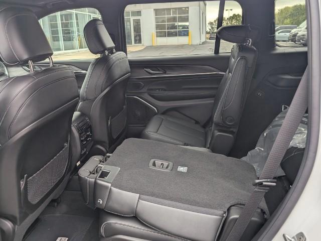 new 2025 Jeep Grand Cherokee L car, priced at $57,639