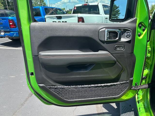 new 2025 Jeep Gladiator car