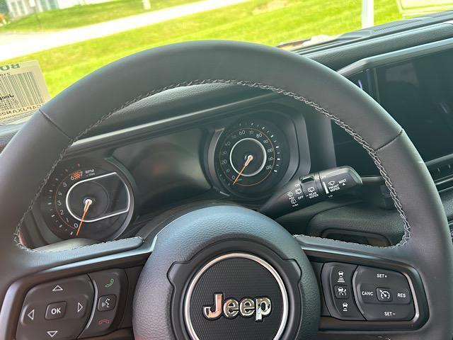 new 2025 Jeep Wrangler car