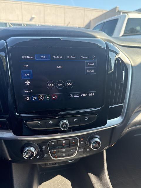 used 2020 Chevrolet Traverse car, priced at $22,888
