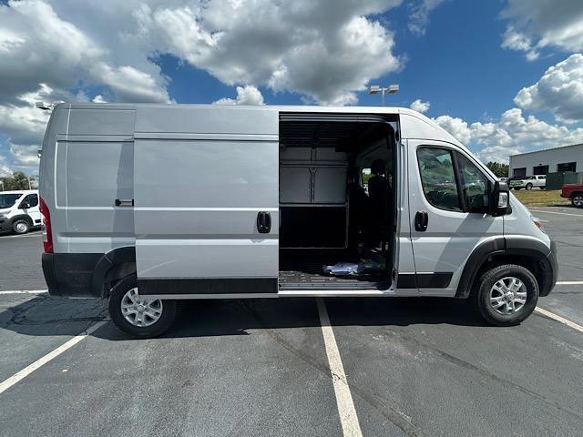 new 2025 Ram ProMaster 2500 car, priced at $47,495