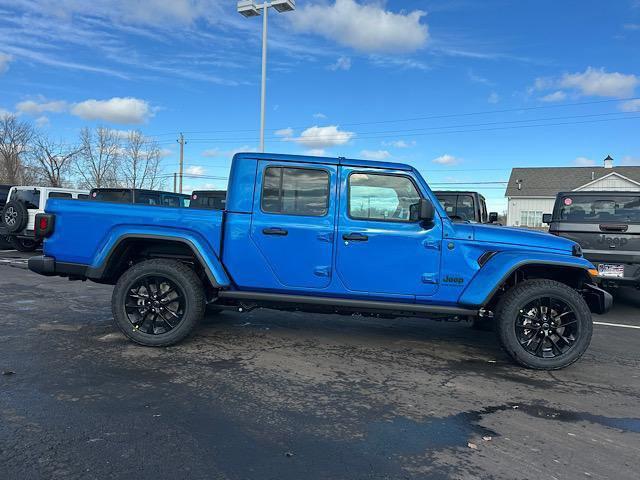 new 2025 Jeep Gladiator car, priced at $43,615