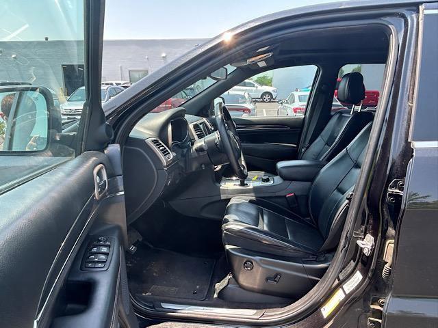 used 2015 Jeep Grand Cherokee car, priced at $9,500