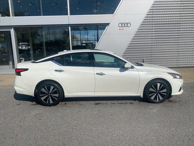 used 2019 Nissan Altima car, priced at $18,999