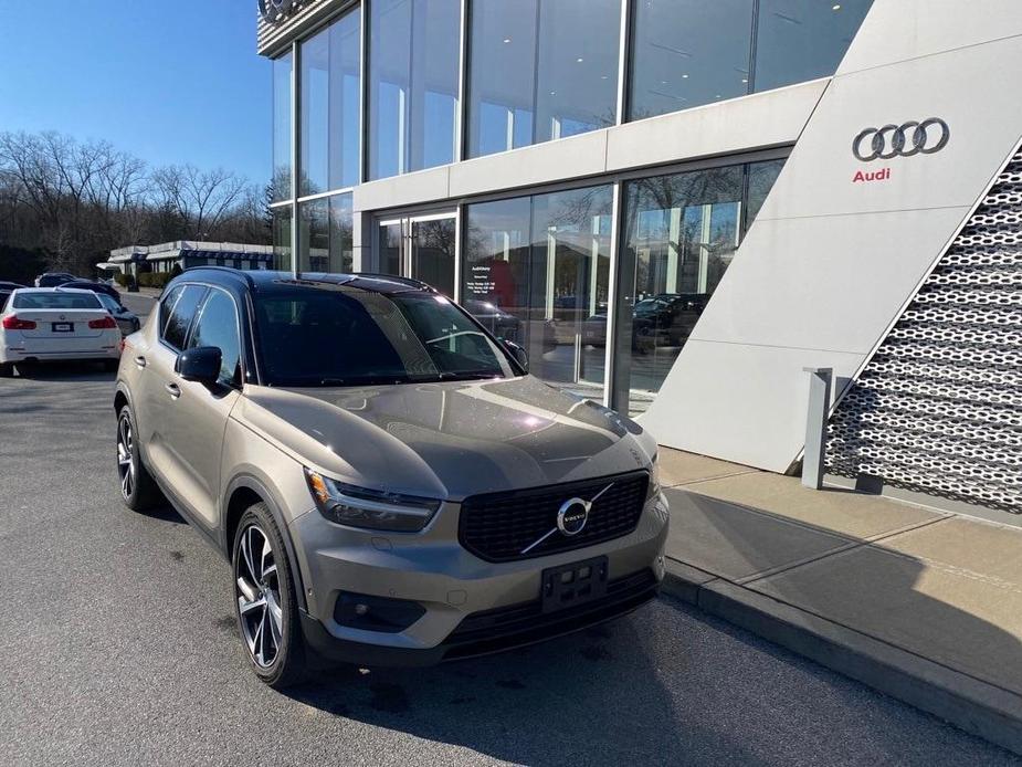 used 2022 Volvo XC40 car, priced at $29,500