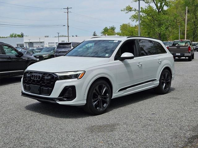 new 2025 Audi Q7 car, priced at $77,805