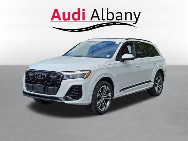 new 2025 Audi Q7 car, priced at $65,239