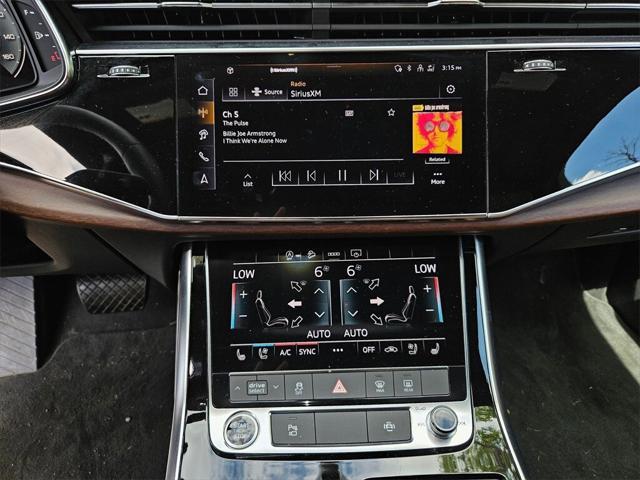 new 2025 Audi Q7 car, priced at $65,239