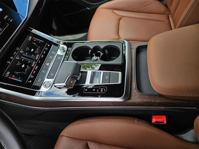 new 2025 Audi Q7 car, priced at $65,239