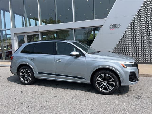 used 2025 Audi Q7 car, priced at $64,285