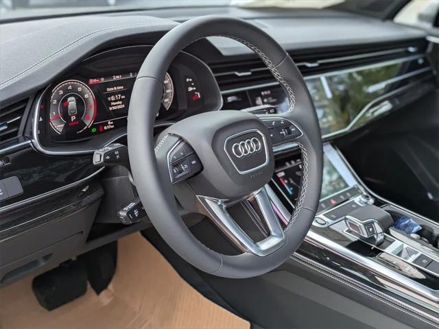 new 2025 Audi Q7 car, priced at $75,930