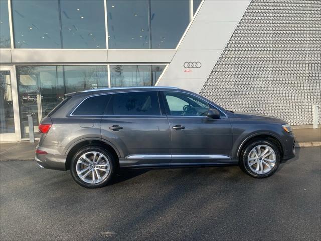 used 2025 Audi Q7 car, priced at $59,999