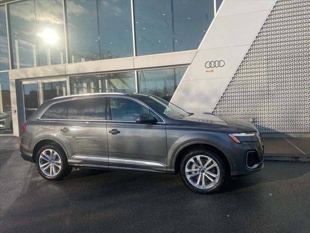 used 2025 Audi Q7 car, priced at $59,999