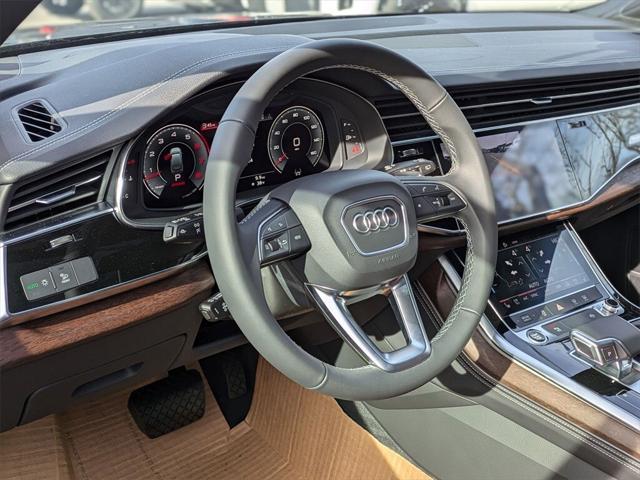 new 2025 Audi Q7 car, priced at $75,780