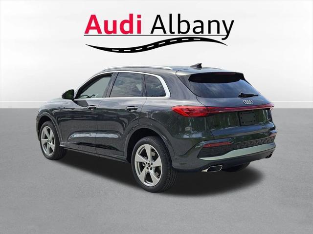 new 2025 Audi Q5 car, priced at $61,300