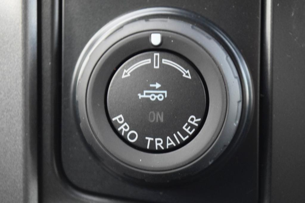 new 2025 Ford F-150 car, priced at $52,075