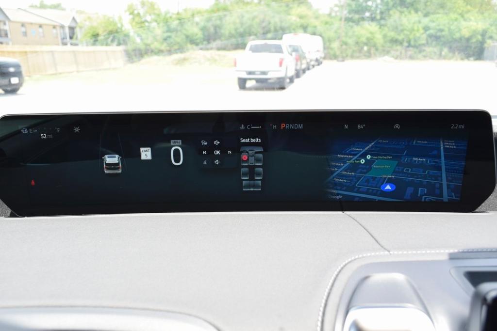 new 2025 Ford Expedition car, priced at $84,060