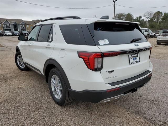 new 2025 Ford Explorer car, priced at $40,677