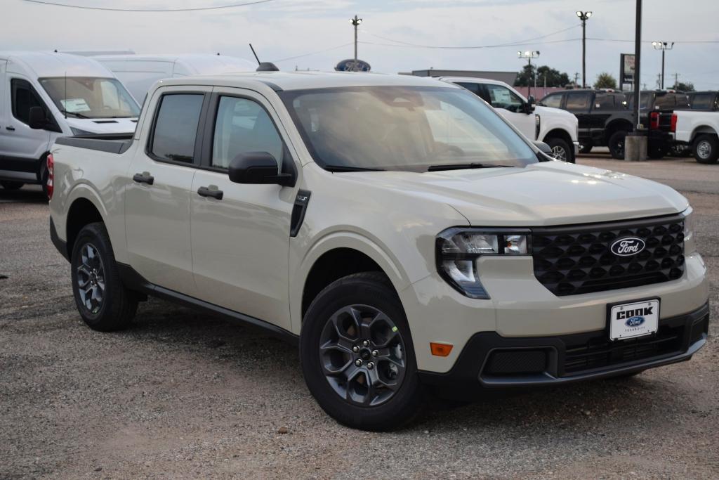 new 2025 Ford Maverick car, priced at $28,543
