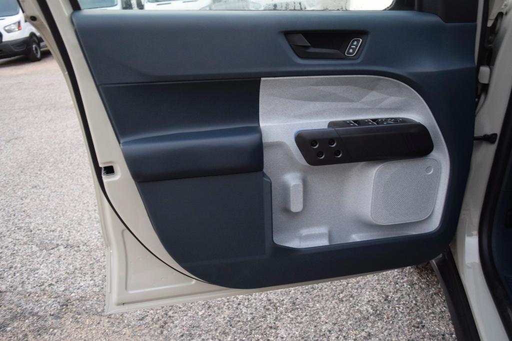 new 2025 Ford Maverick car, priced at $28,543