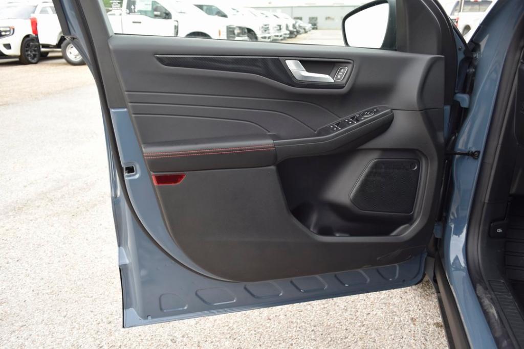new 2025 Ford Escape car, priced at $28,363