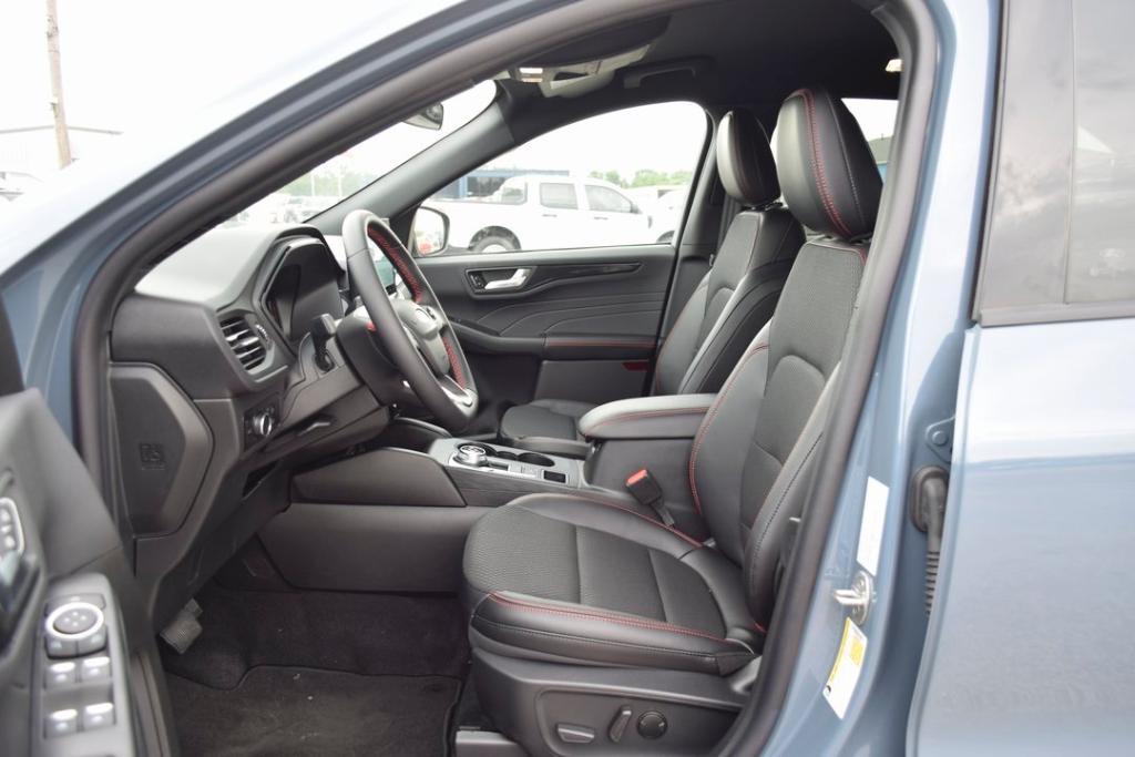 new 2025 Ford Escape car, priced at $28,363