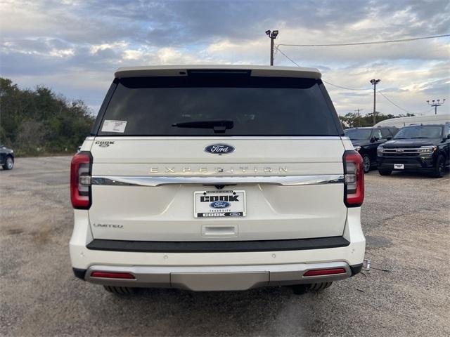 new 2024 Ford Expedition car, priced at $60,106