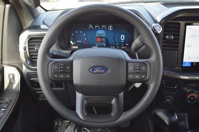 new 2025 Ford F-150 car, priced at $40,950