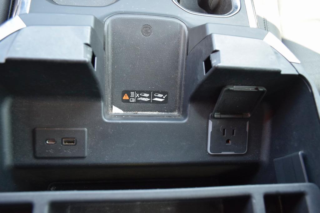 used 2022 Chevrolet Silverado 1500 car, priced at $39,489