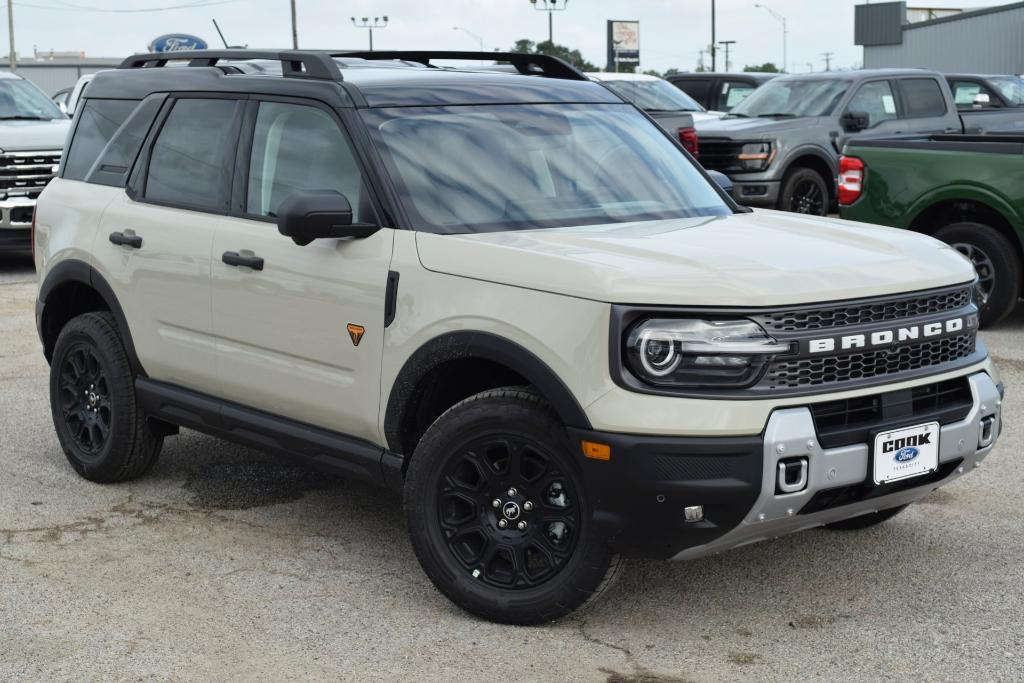 new 2025 Ford Bronco Sport car, priced at $37,052